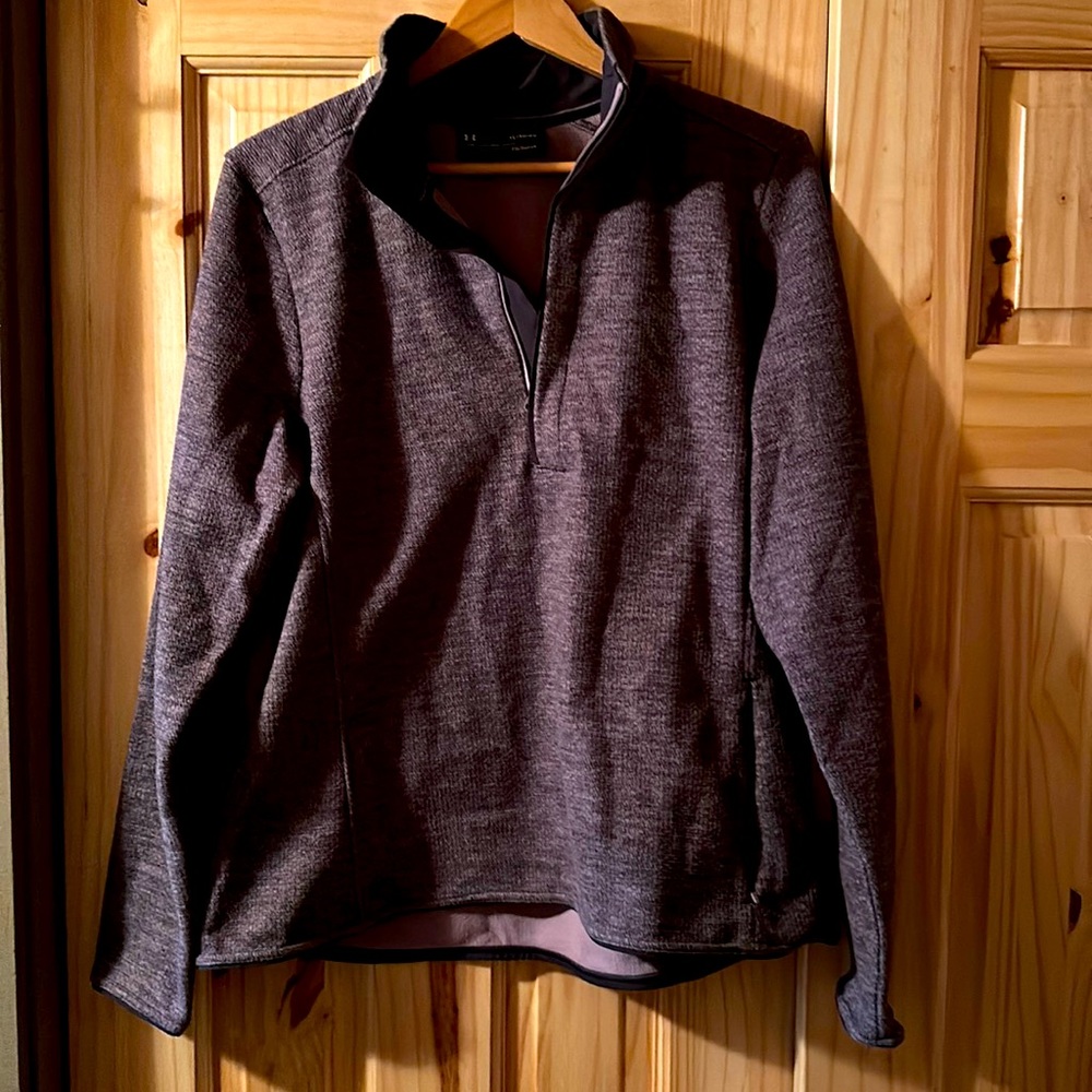 Under armor cold gear top